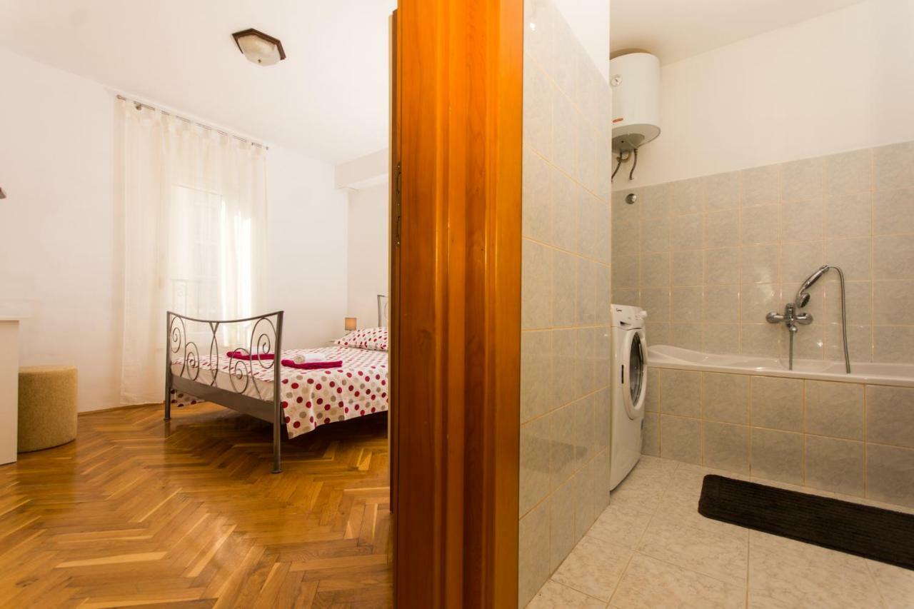 Ferienwohnung Apartman Ruza Trogir Exterior foto