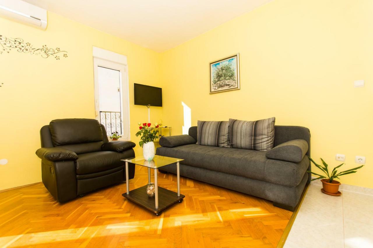 Ferienwohnung Apartman Ruza Trogir Exterior foto