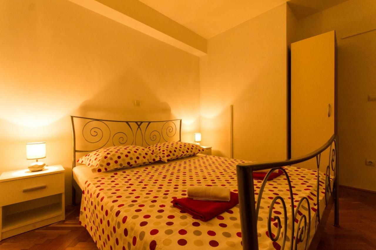 Ferienwohnung Apartman Ruza Trogir Exterior foto