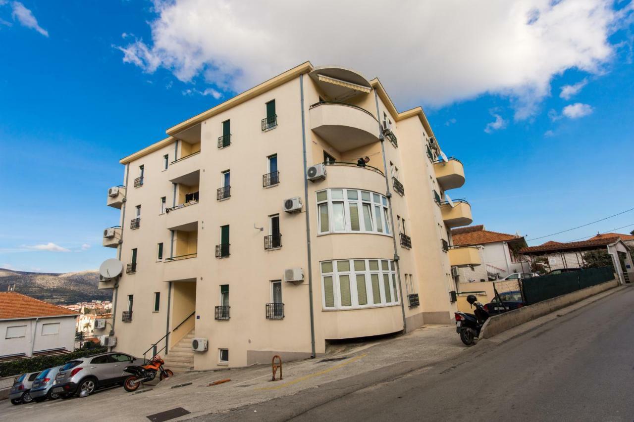 Ferienwohnung Apartman Ruza Trogir Exterior foto