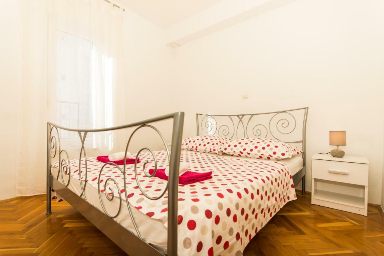 Ferienwohnung Apartman Ruza Trogir Exterior foto