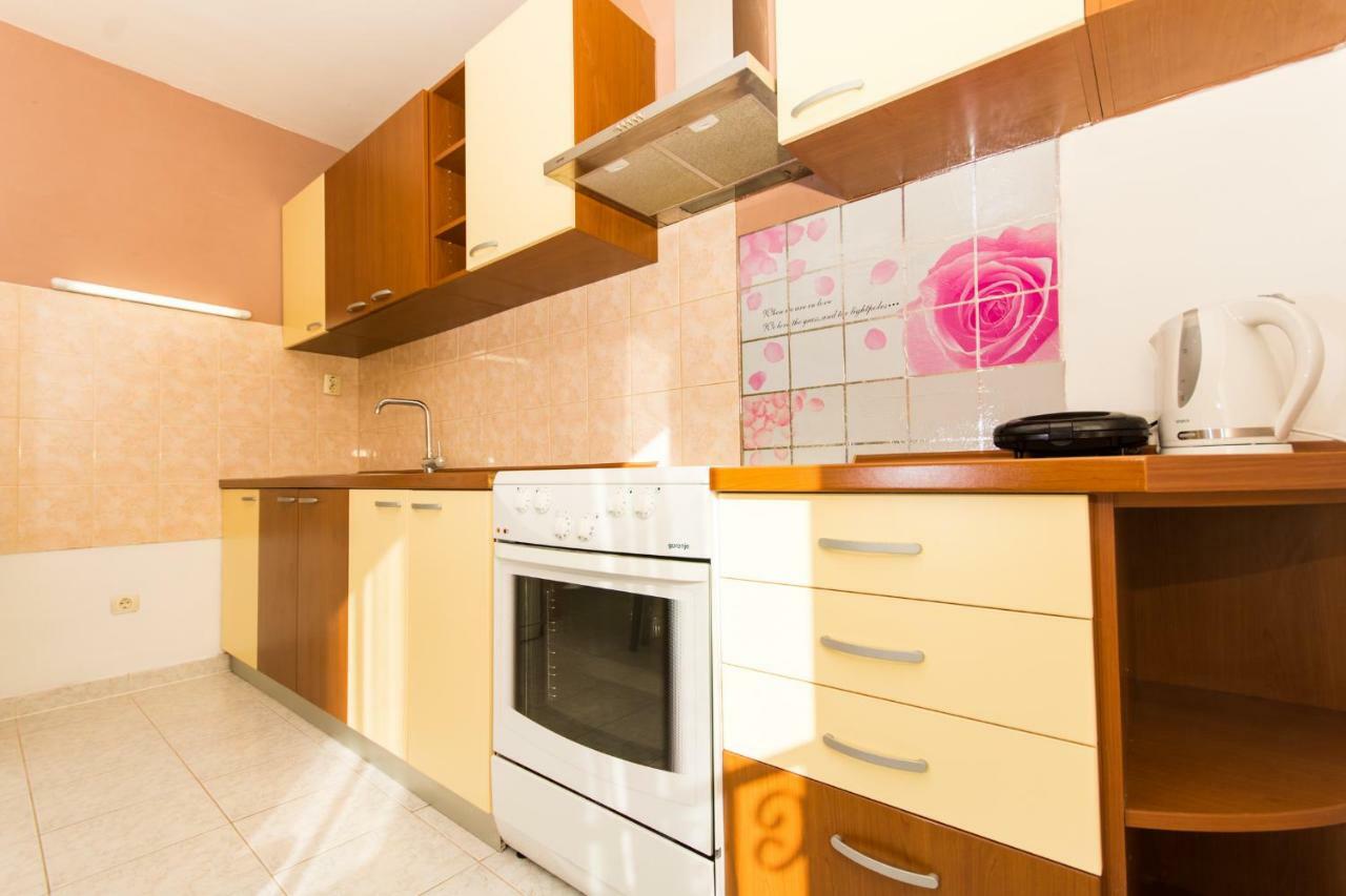 Ferienwohnung Apartman Ruza Trogir Exterior foto
